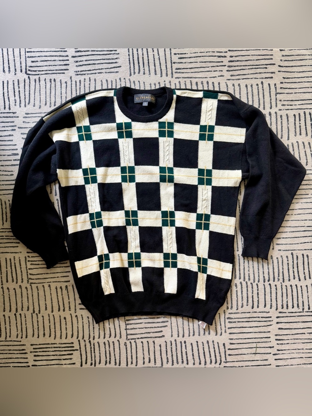 Vintage 90s Gleneagles Black & Cream Plaid Crewneck Sweater